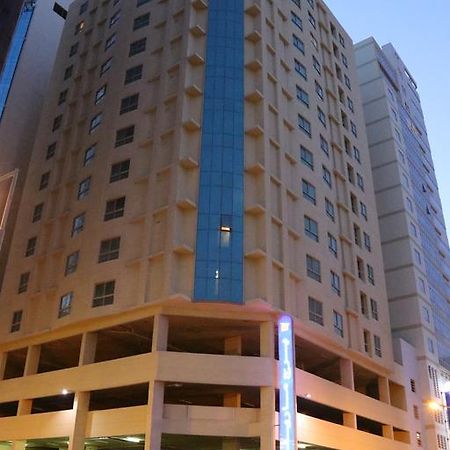 滨海大厦公寓式酒店 麦纳麦 外观 照片